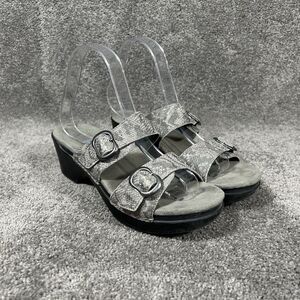 Dansko Sophie Women’s Sz EU 38 US 7.5 Gray Leather Snakeskin Buckle Sandals Used